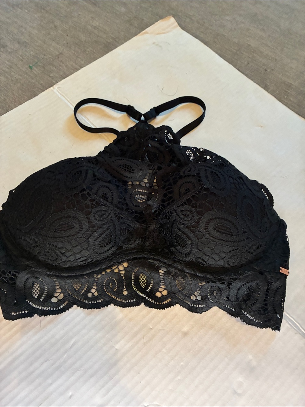 Victoria Secret  PushUp Black Size S Lace High-Neck Bralette  Padded and Wired
